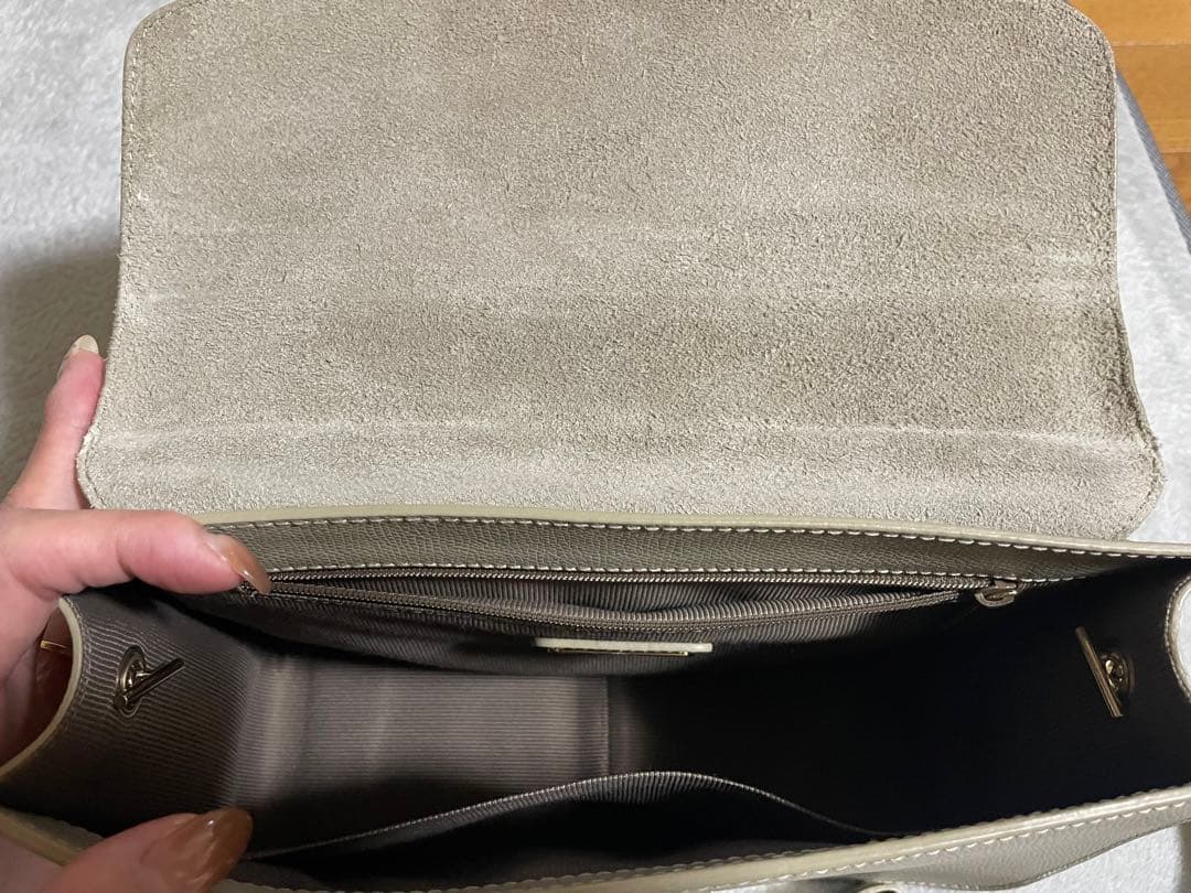 バッグ FURLA METROPOLIS ENVELOPE