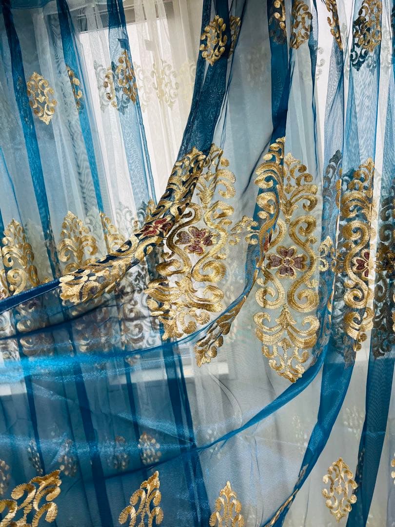 2枚入り　レースカーテン　金運UP ベージュ　刺繍柄　クローバー　レース　送料込