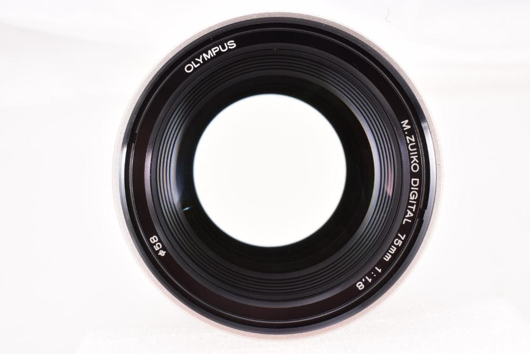 【美しいボケ】OLYMPUS M.ZUIKO DIGITAL 75mm F1.8