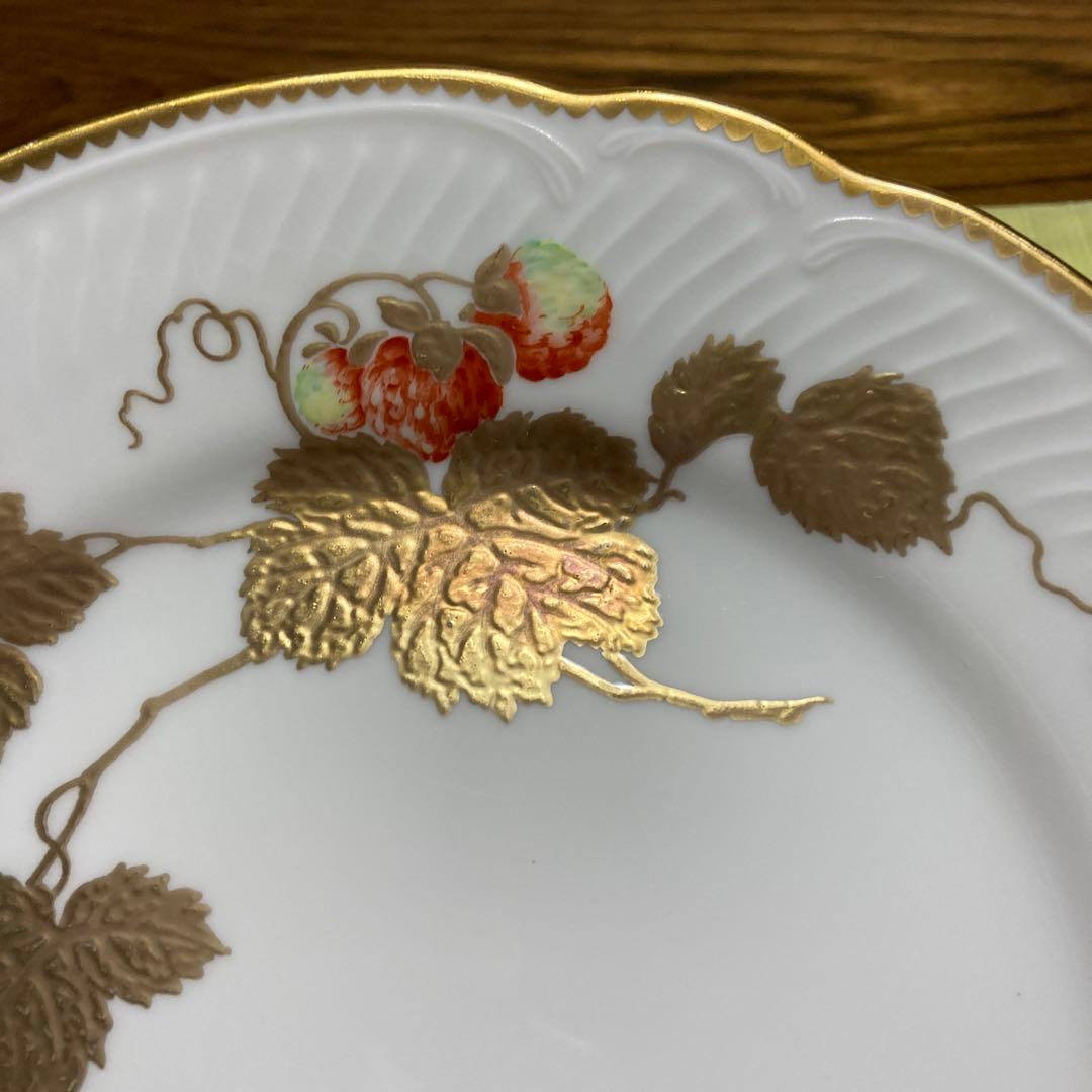 リチャードジノリ　サヴォイア家　森の果実　デザートプレート