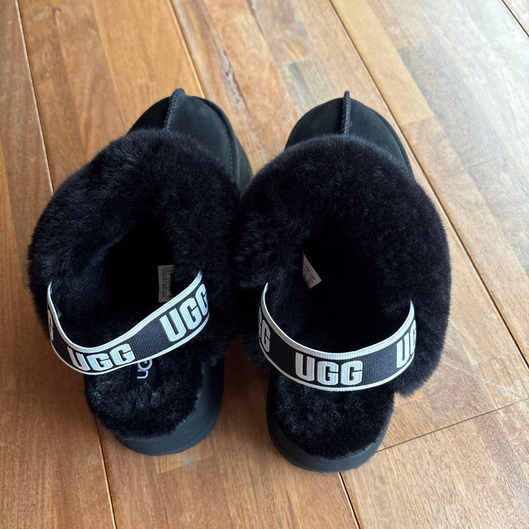 UGG アグ　Funkette ファンケット 23