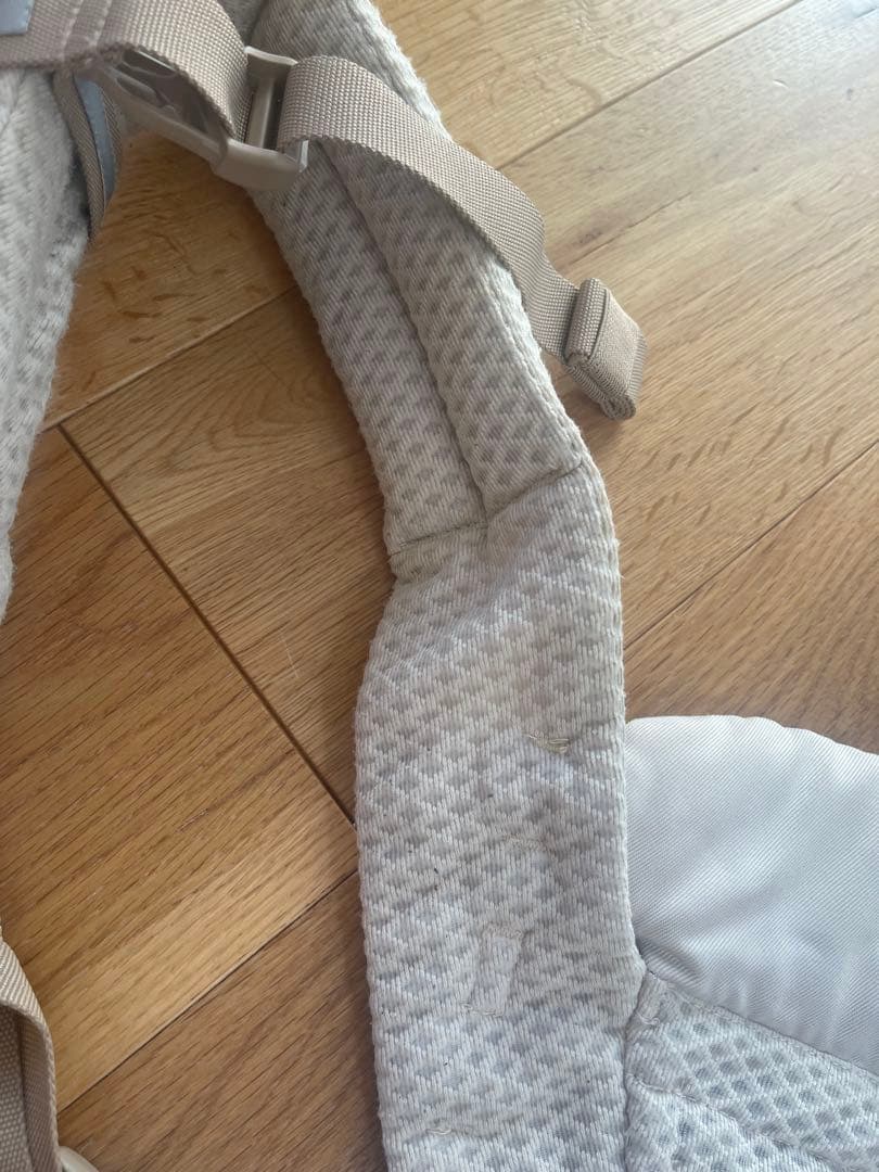 や*く様 エルゴベビー オムニブリーズ