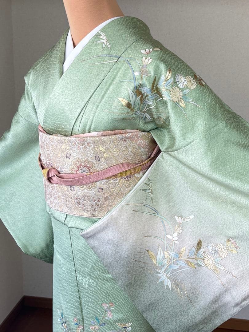 新春特別価格♦️4点フルセット　正絹　訪問着　袋帯　帯揚げ　帯締め