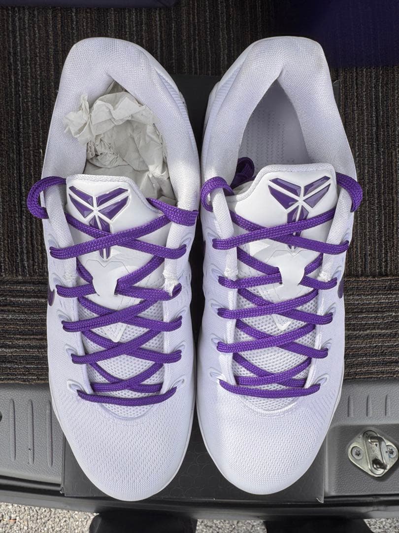 Nike Kobe 9 コービー9 バスケットボールシューズ ホワイト/パープル