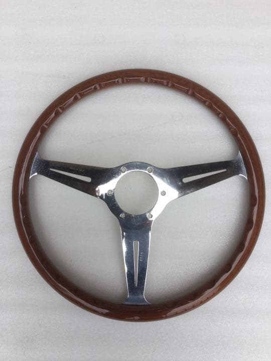 ナルディ ウッドステアリング 36センチ