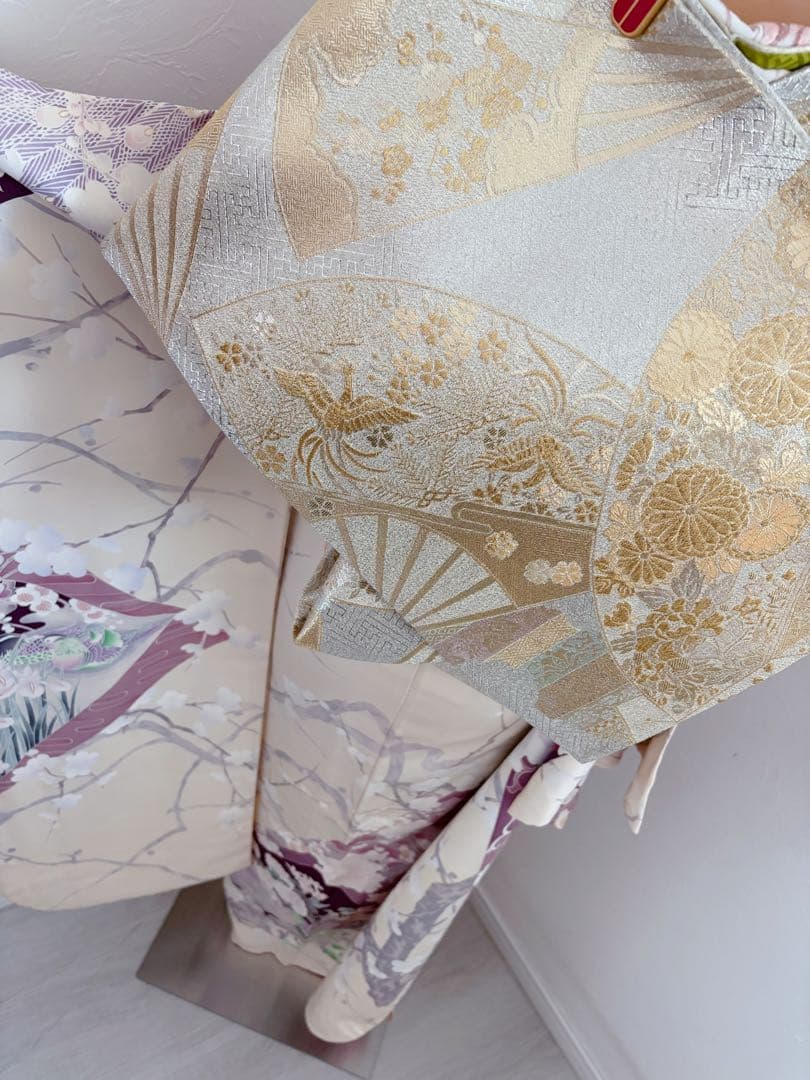 正絹振袖フルセット　牡丹　縁起柄　花柄 ホワイトクリーム色 成人式