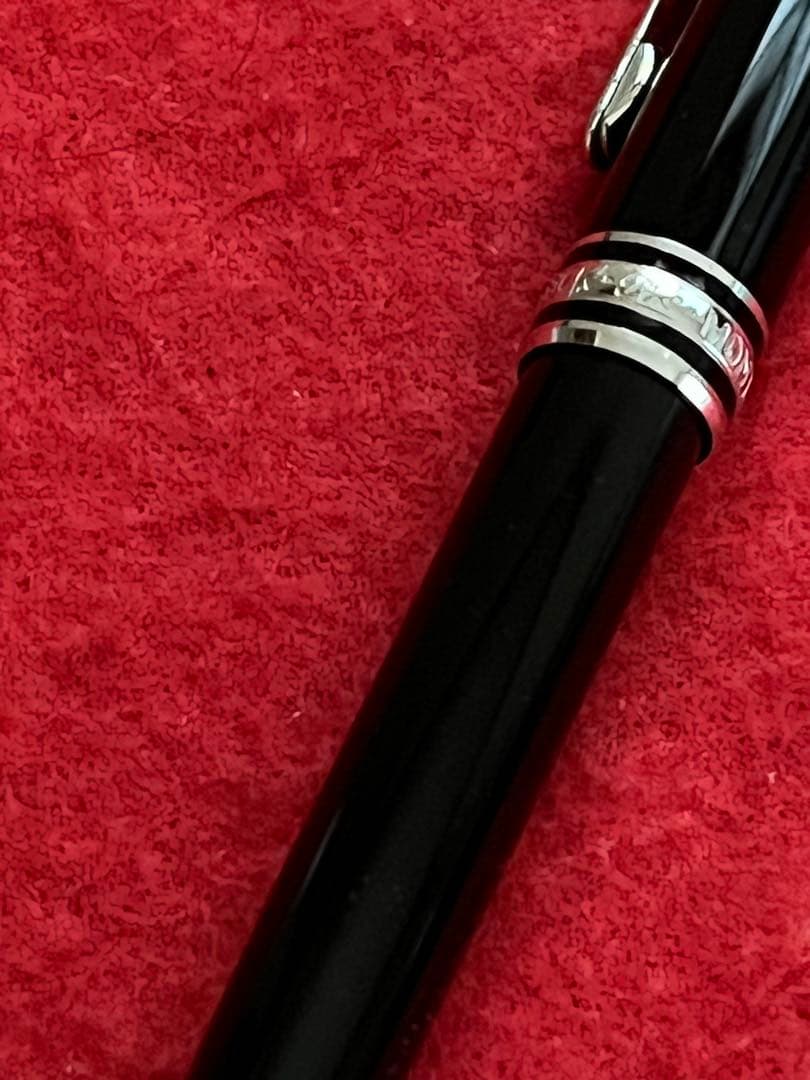 モンブランボールペン マイスターシュテュックpixプラチナP164‼️艶やかです‼️