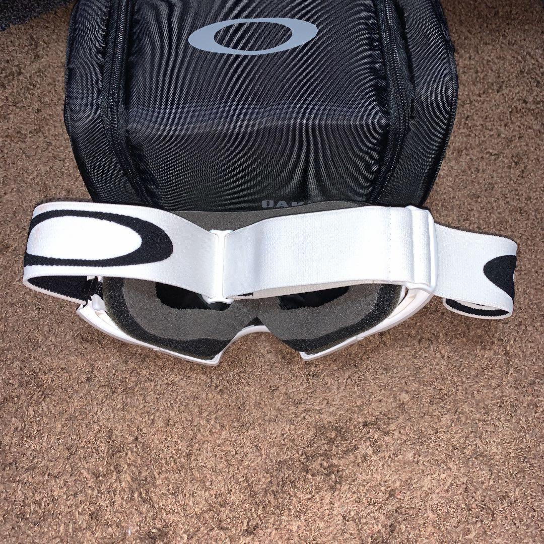 トイストManiaオークリースノーゴーグル OAKLEY GOGGLE