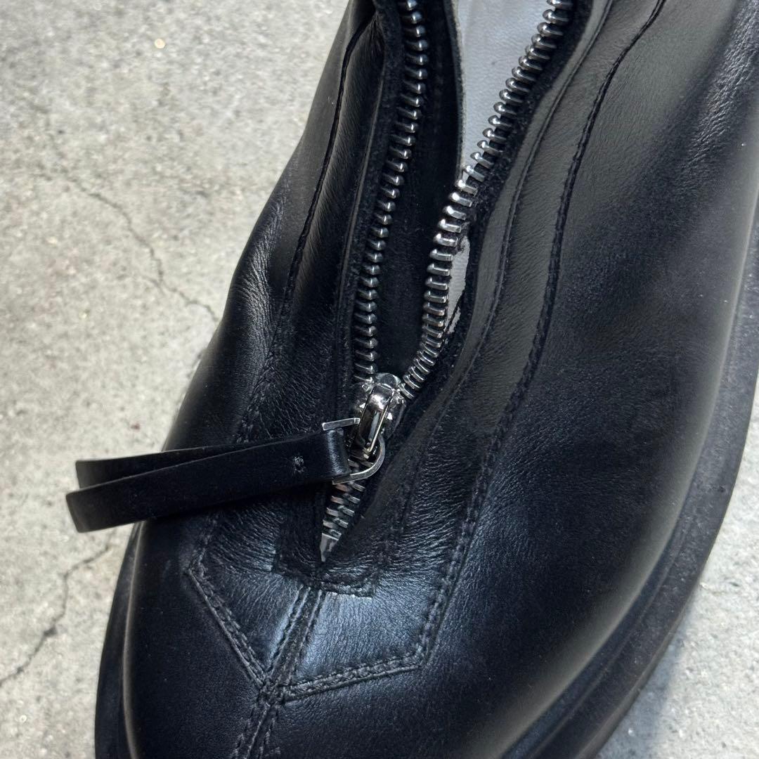 THE ROW フロントジップレザーブーツ