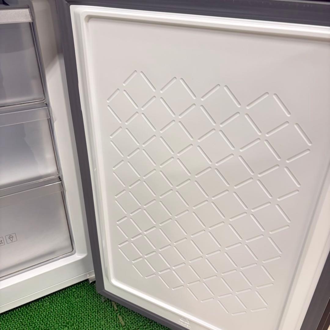 625 イチオシ！　関東配送　冷蔵庫　200L弱　極美品　一人暮らし〜二人暮らし