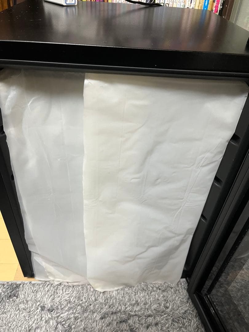 一升瓶を縦置きできる日本酒冷蔵庫「俺の酒蔵」