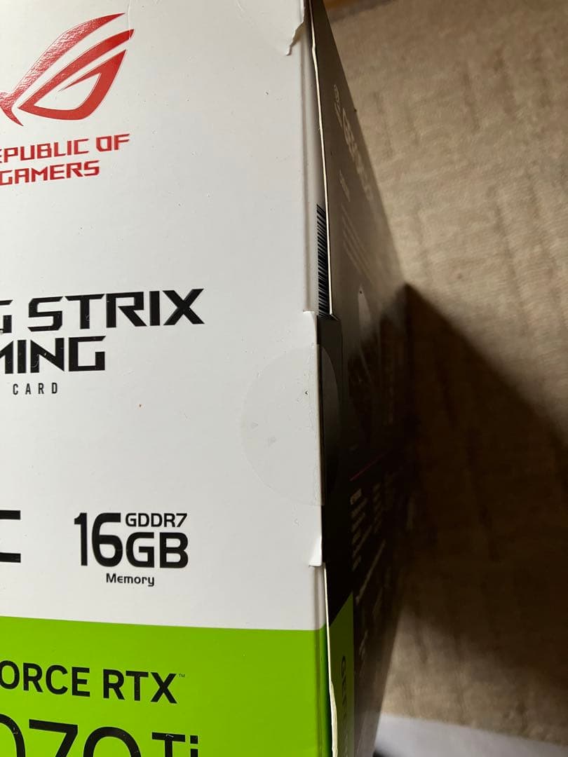 新品未使用ROG Strix GeForce RTX 5070 Ti OC