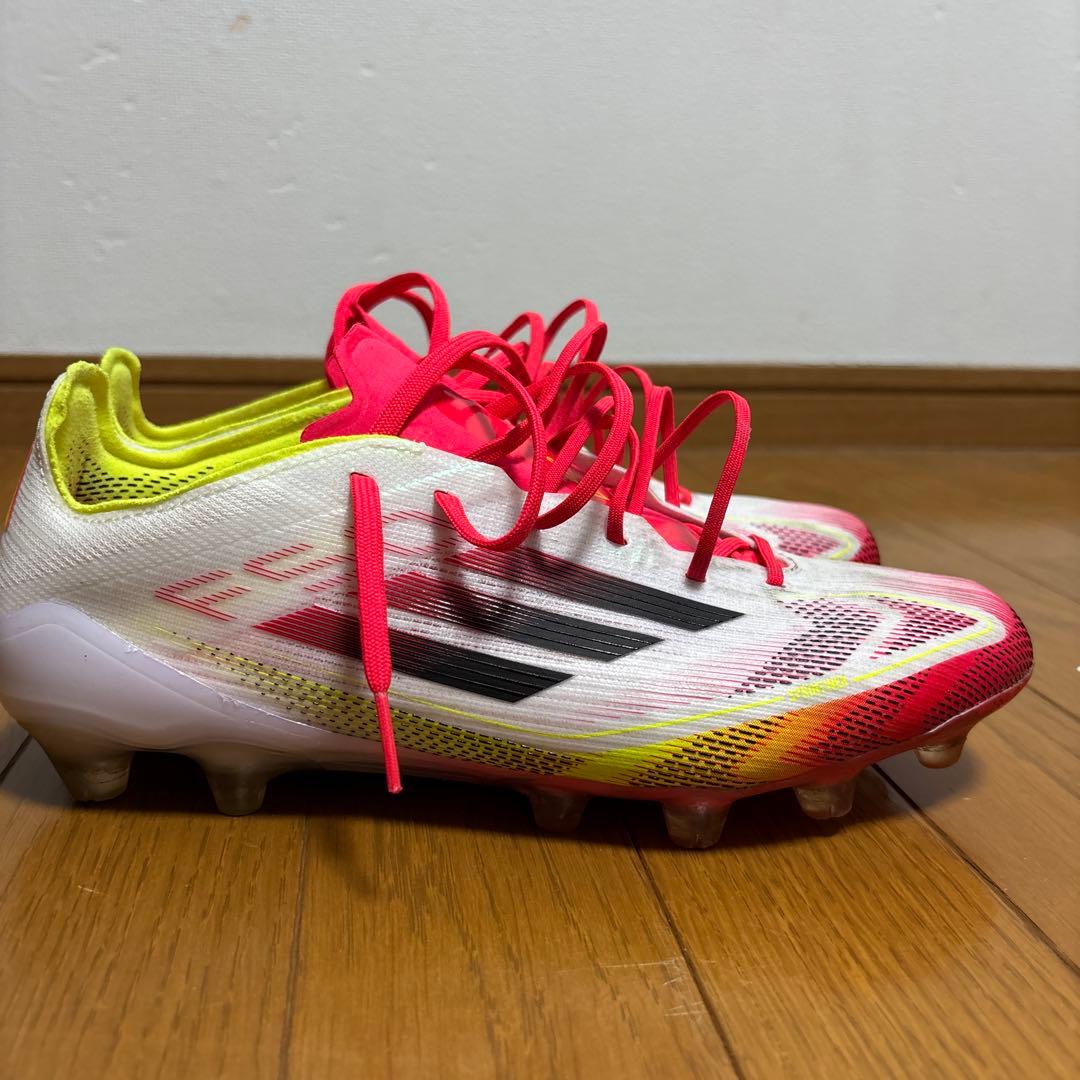 サッカースパイクF50HG AG 値下げ交渉ありです
