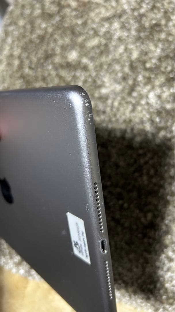 iPad 第5世代 Wi-Fiモデル 128GB + スペースグレー 本体