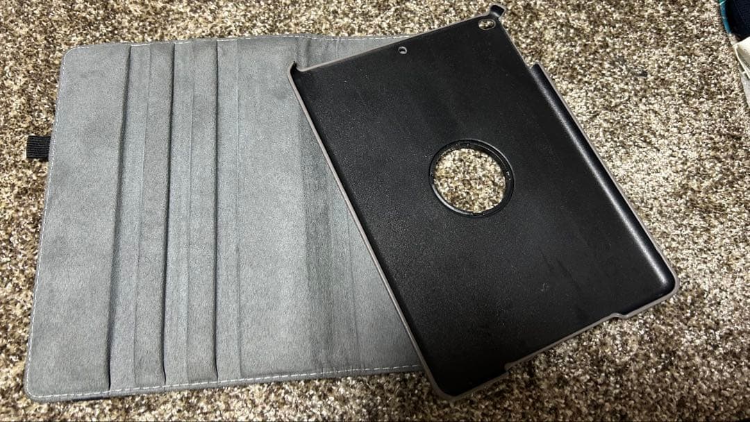 iPad 第5世代 Wi-Fiモデル 128GB + スペースグレー 本体