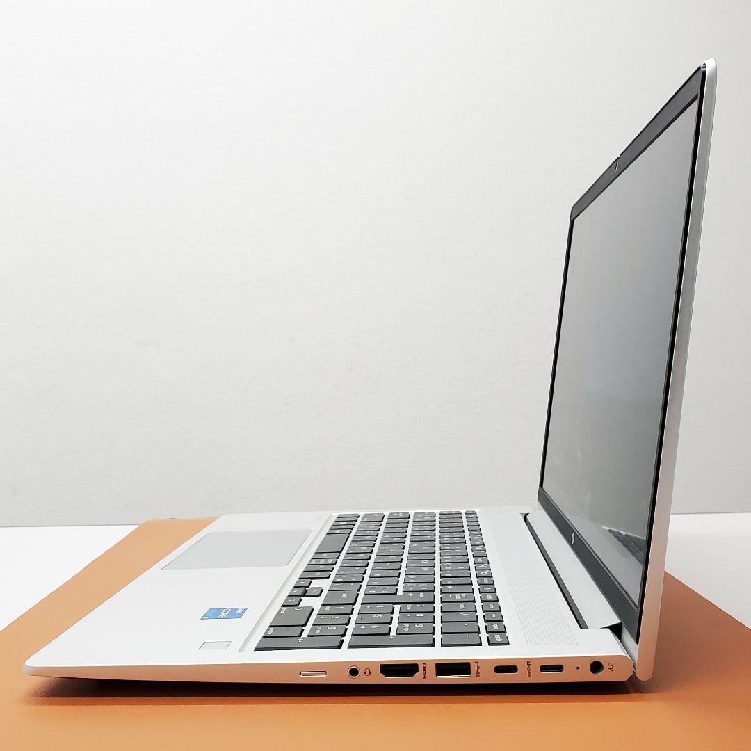 【商品番号1953】hp 15.6型ノートパソコン　2024年製