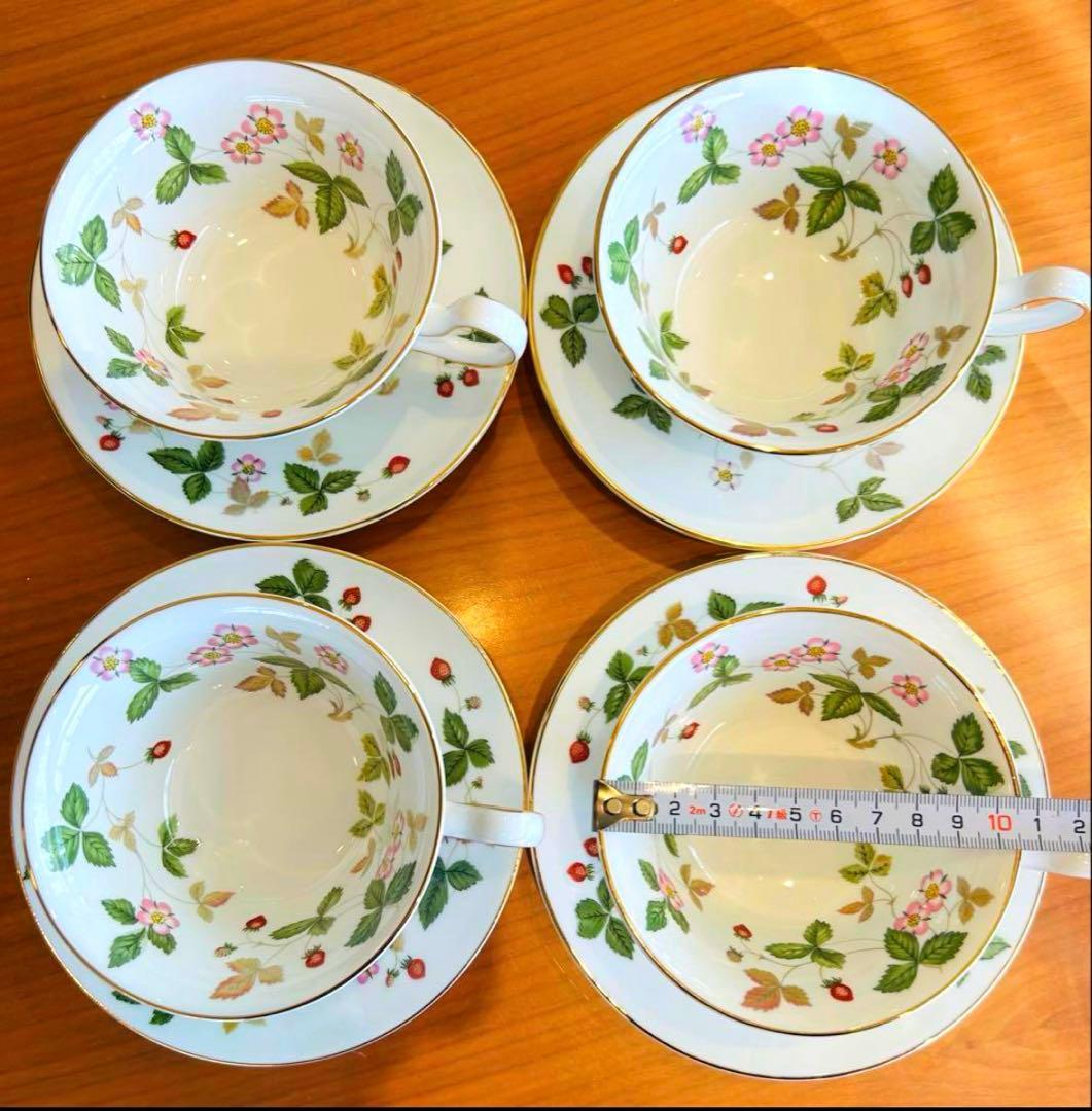 user_4af841f9 ワイルドストロベリー食器定価9万弱　計17点