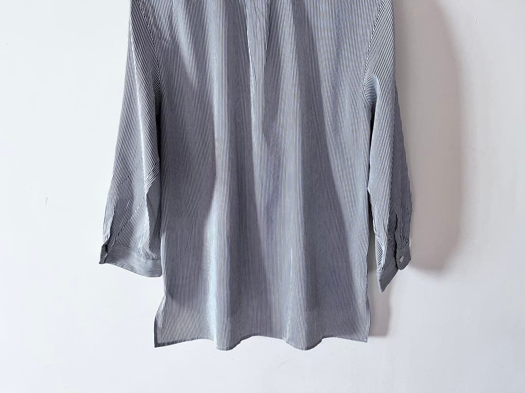 新品タグ付 マーガレットハウエル コットンシルク丸襟ストライプシャツ 3.4万