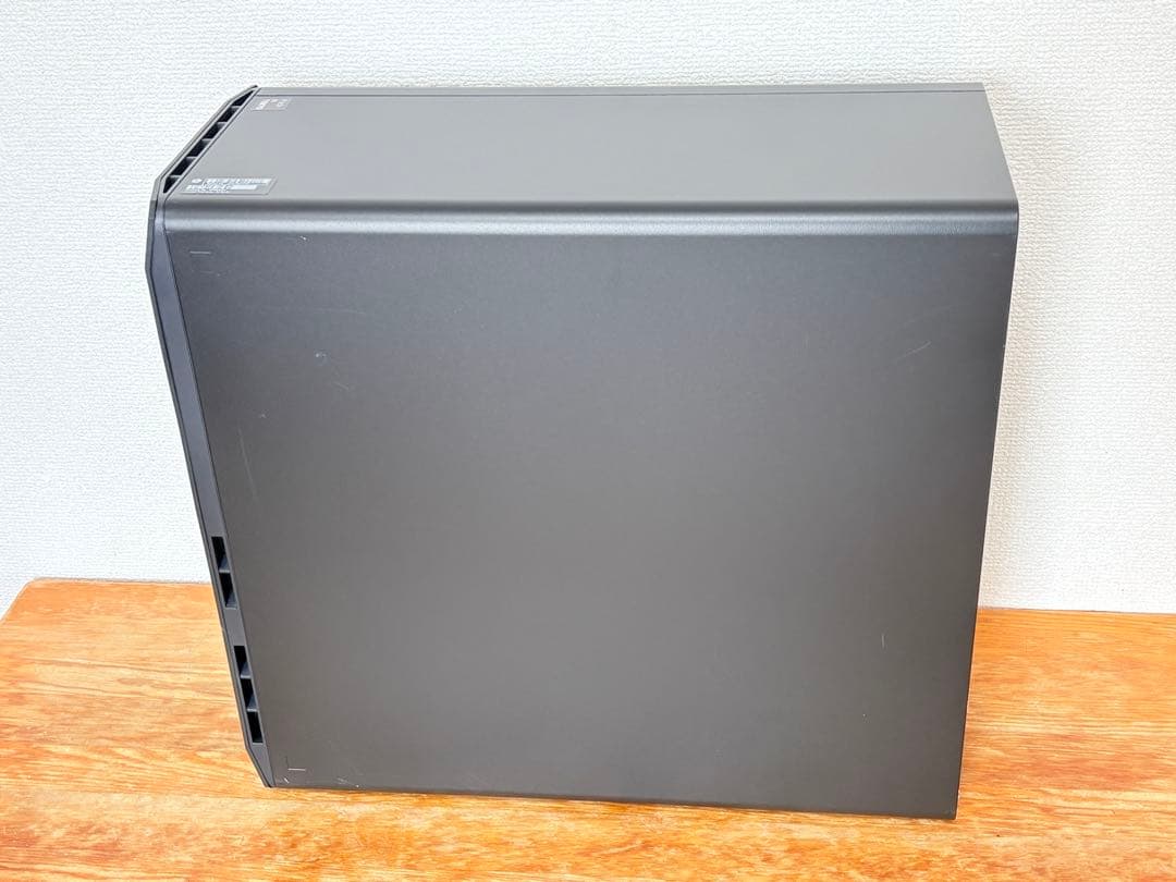 ベアボーン状態のHP Z2 Tower G5 （Xeon W-1250付き）