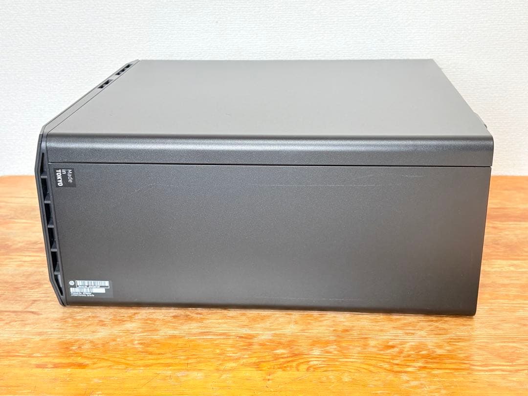 ベアボーン状態のHP Z2 Tower G5 （Xeon W-1250付き）