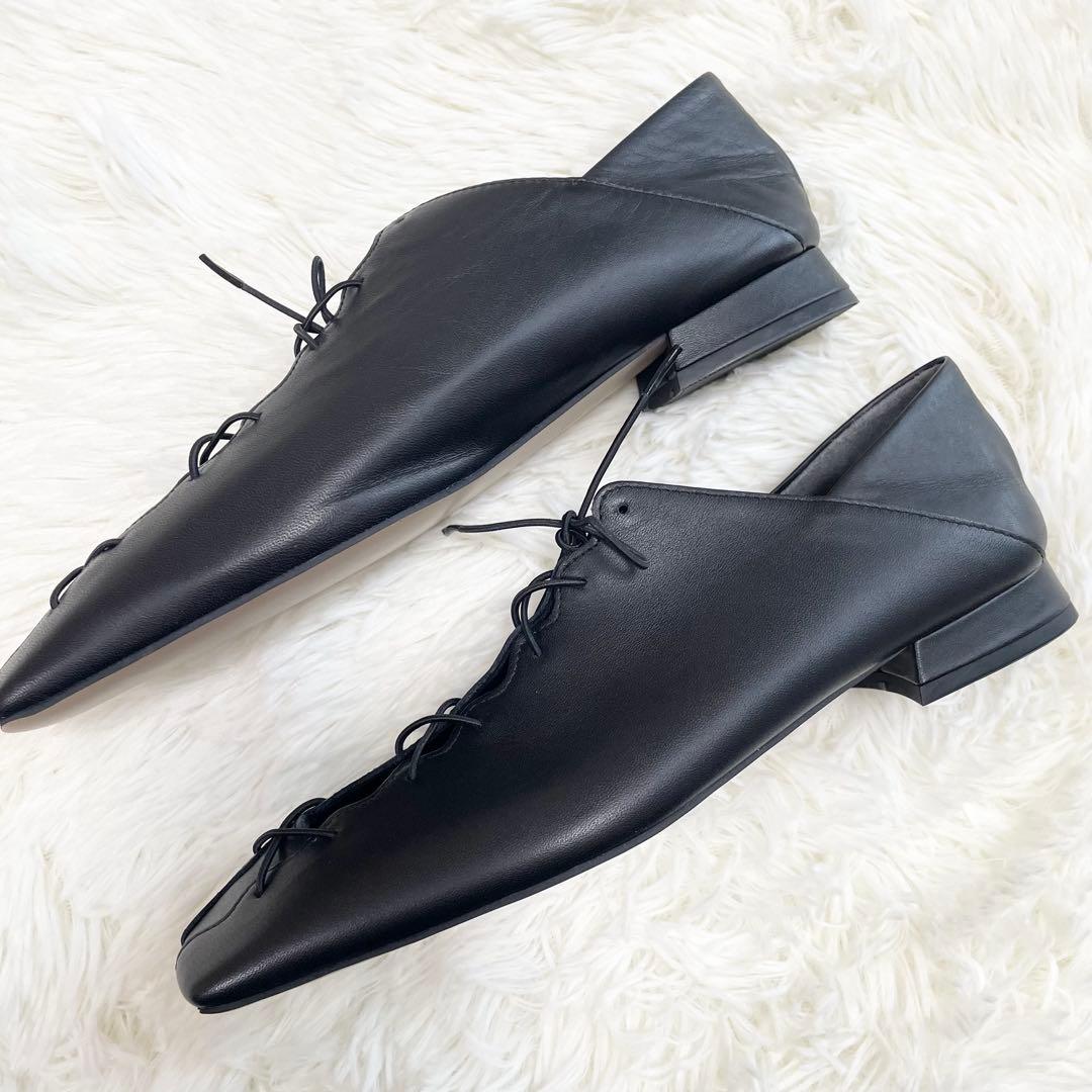 【未使用品】Odette e Odile ウェーブカットレースアップ フラット