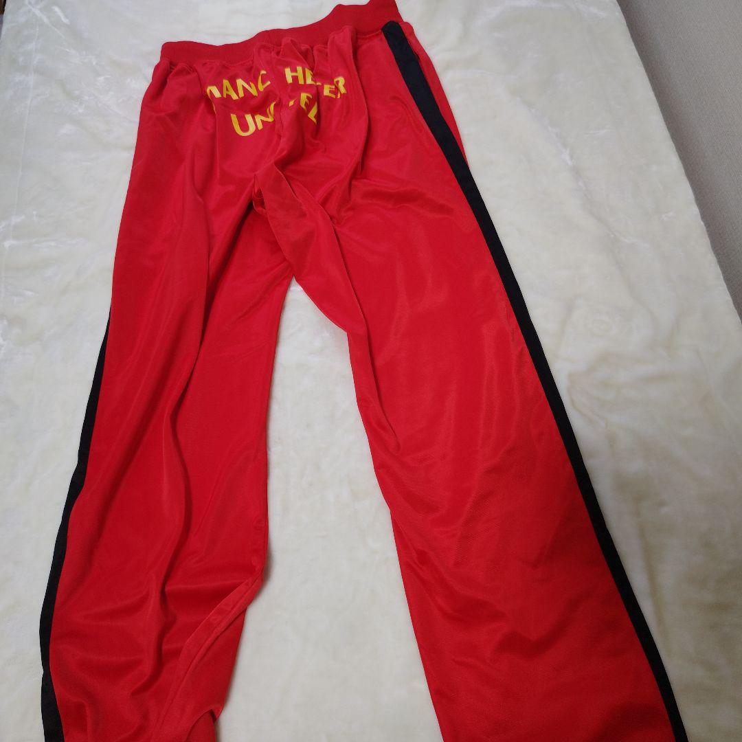 【レア☆MANCHESTER　UNITED】パーカー　OFFICIAL　赤　LL