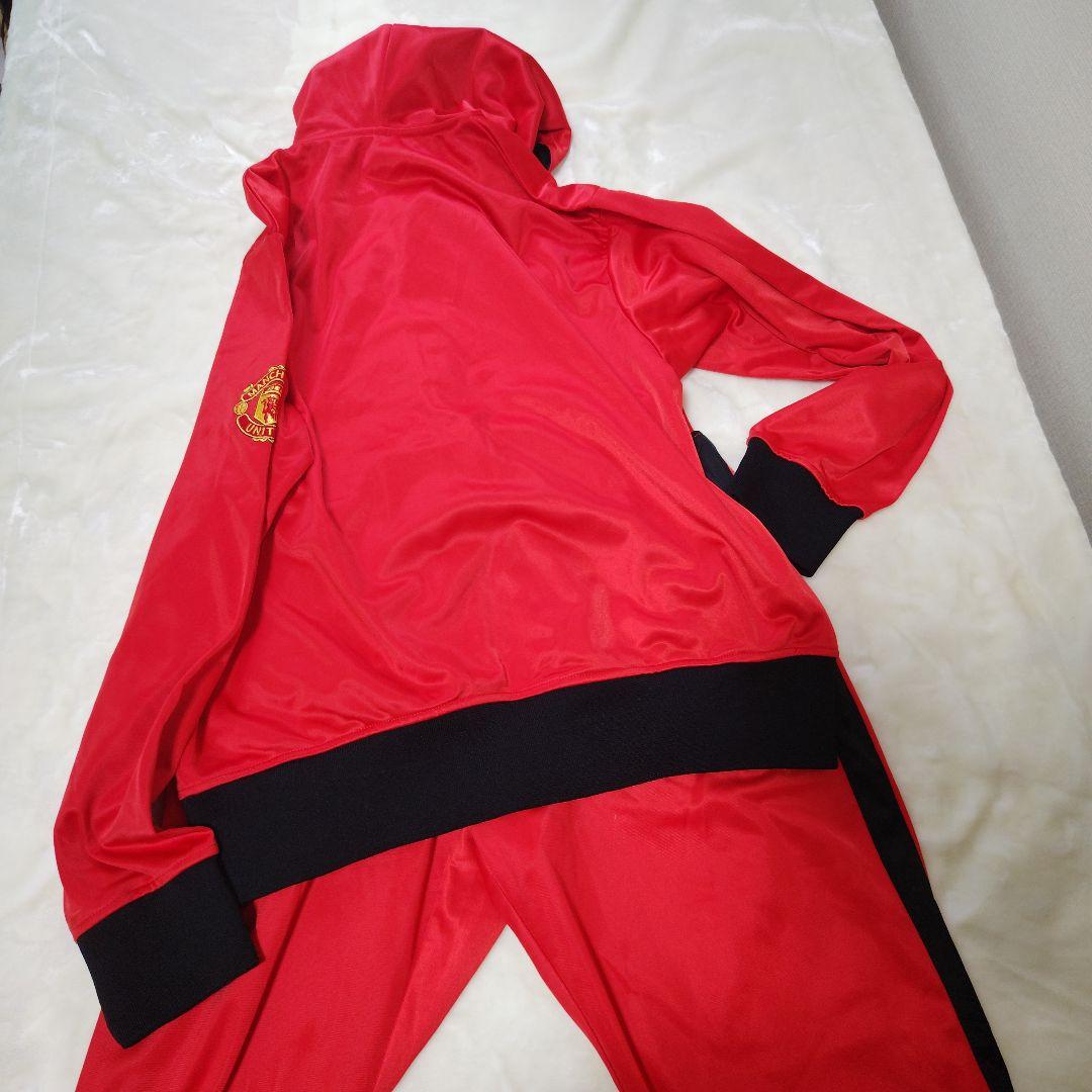 【レア☆MANCHESTER　UNITED】パーカー　OFFICIAL　赤　LL