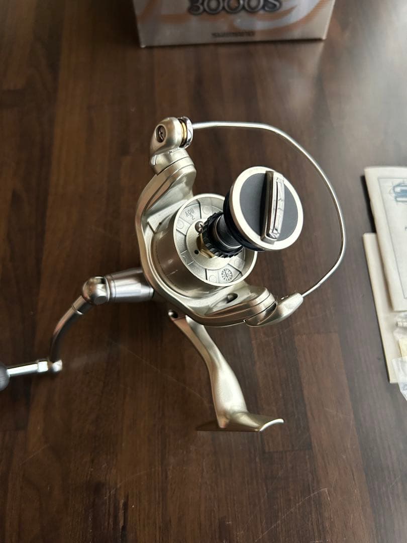 未使用シマノ　ツインパワー Mg 3000S スプールなし