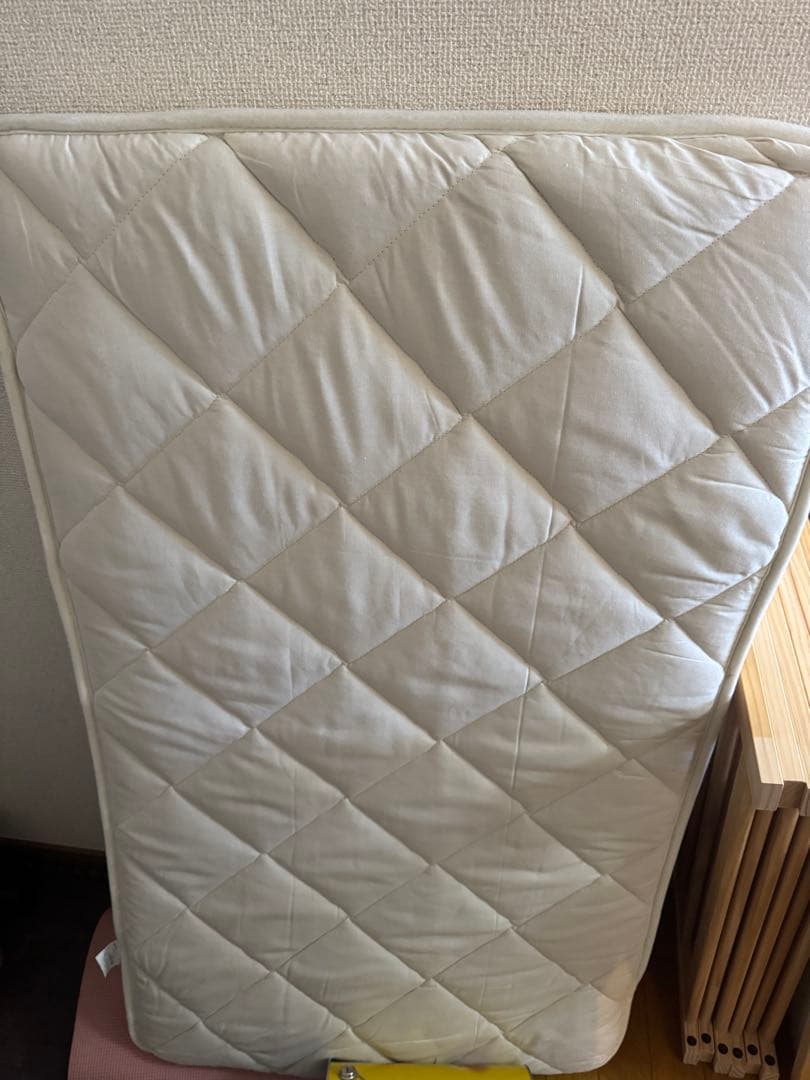 美品 RiZKiZ 木製ベビーベッド 0～24ヶ月 高さ調整機能 ベビーベッド