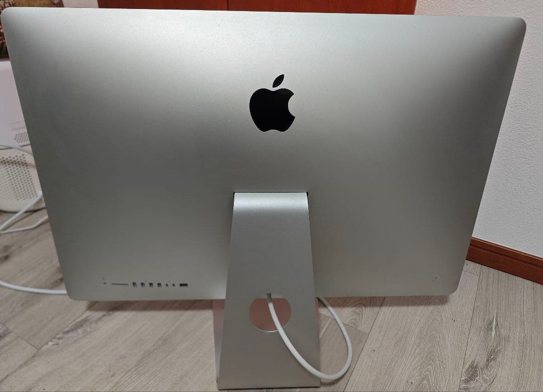 iMac 27、純正キーボード、マウス，20GBメモリ，5K