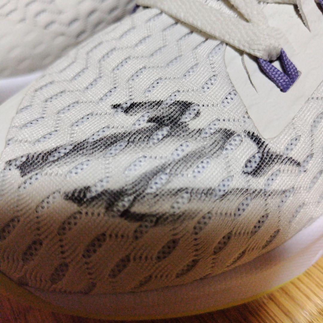 富樫勇樹選手サイン入りバスケットシューズ