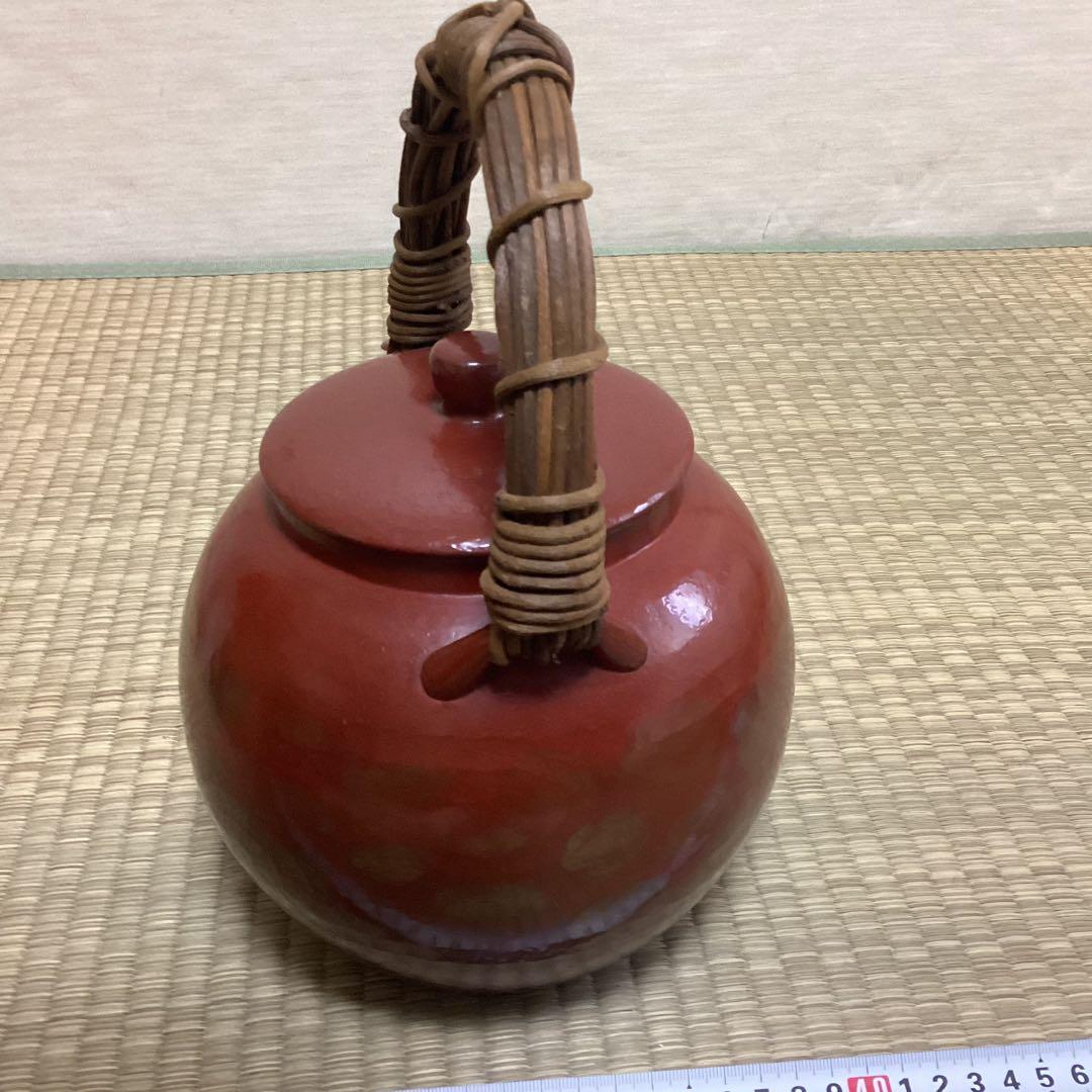 玉川堂製　槌目漆塗り銅薬罐