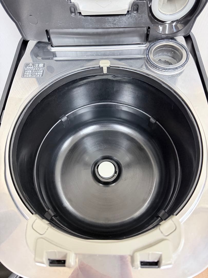 Panasonicスチーム＆可変圧力IH炊飯器SR-VSX189 2019年製