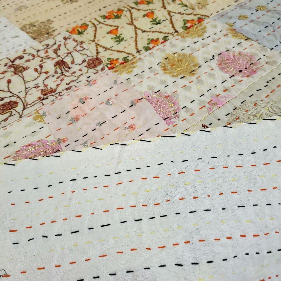 パッチワーク刺繍マルチカバー　ラリーキルト　シングルベッドg