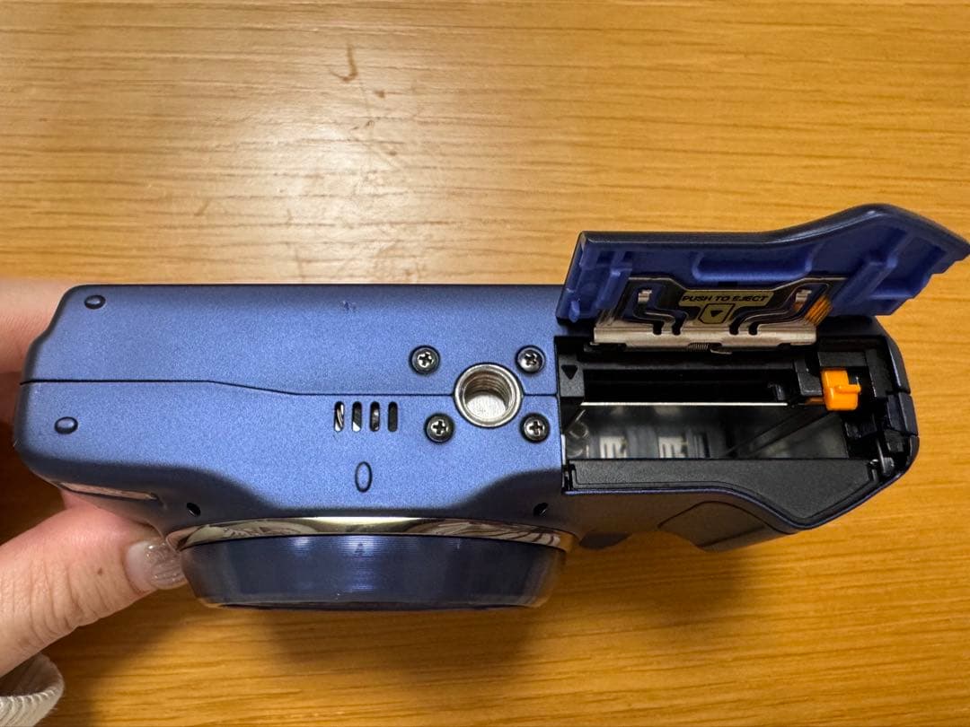 ジャンク品　Fujifilm FinePix F900EXR ネイビーブルー