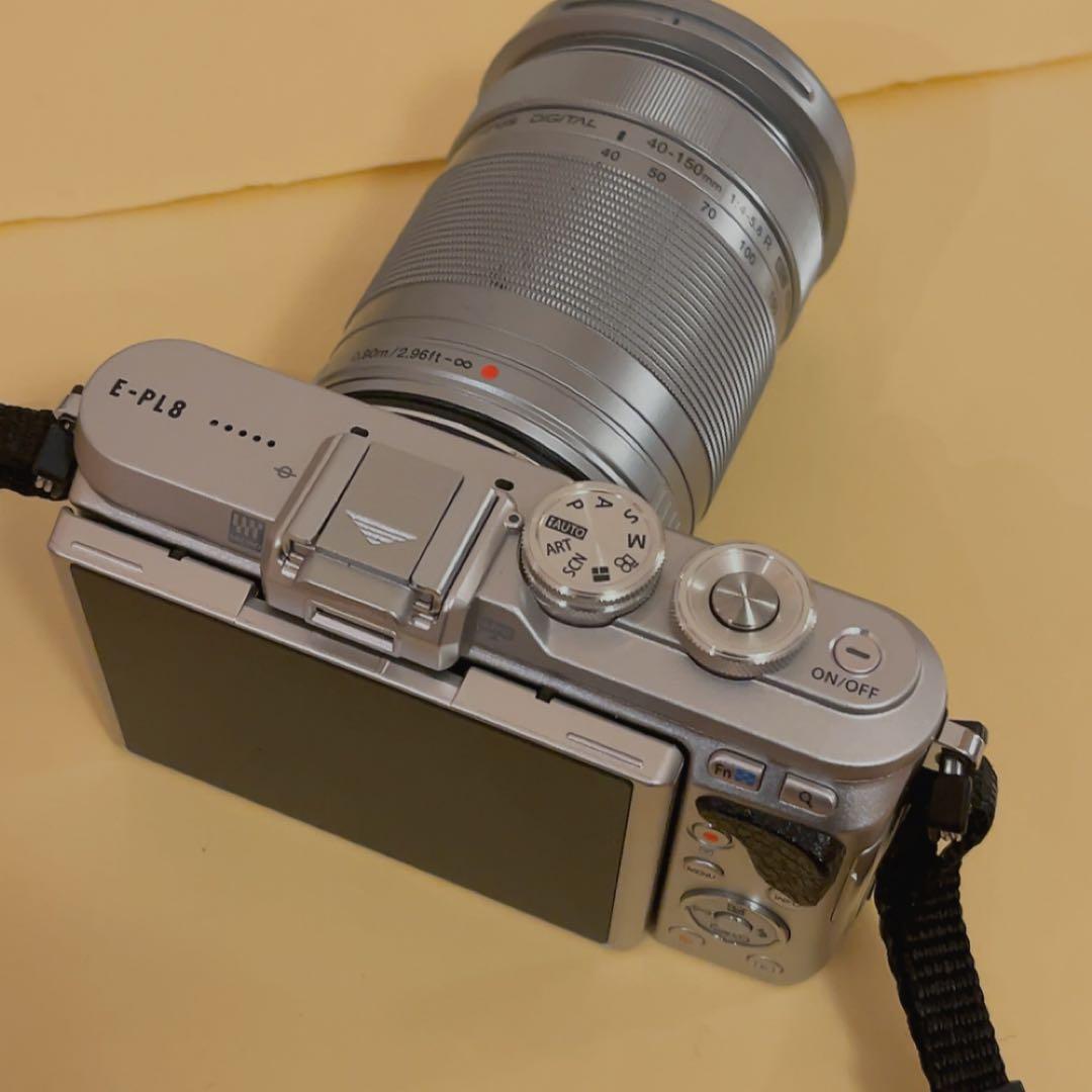 一眼レフ！オリンパス　ペン 8 レンズ付き