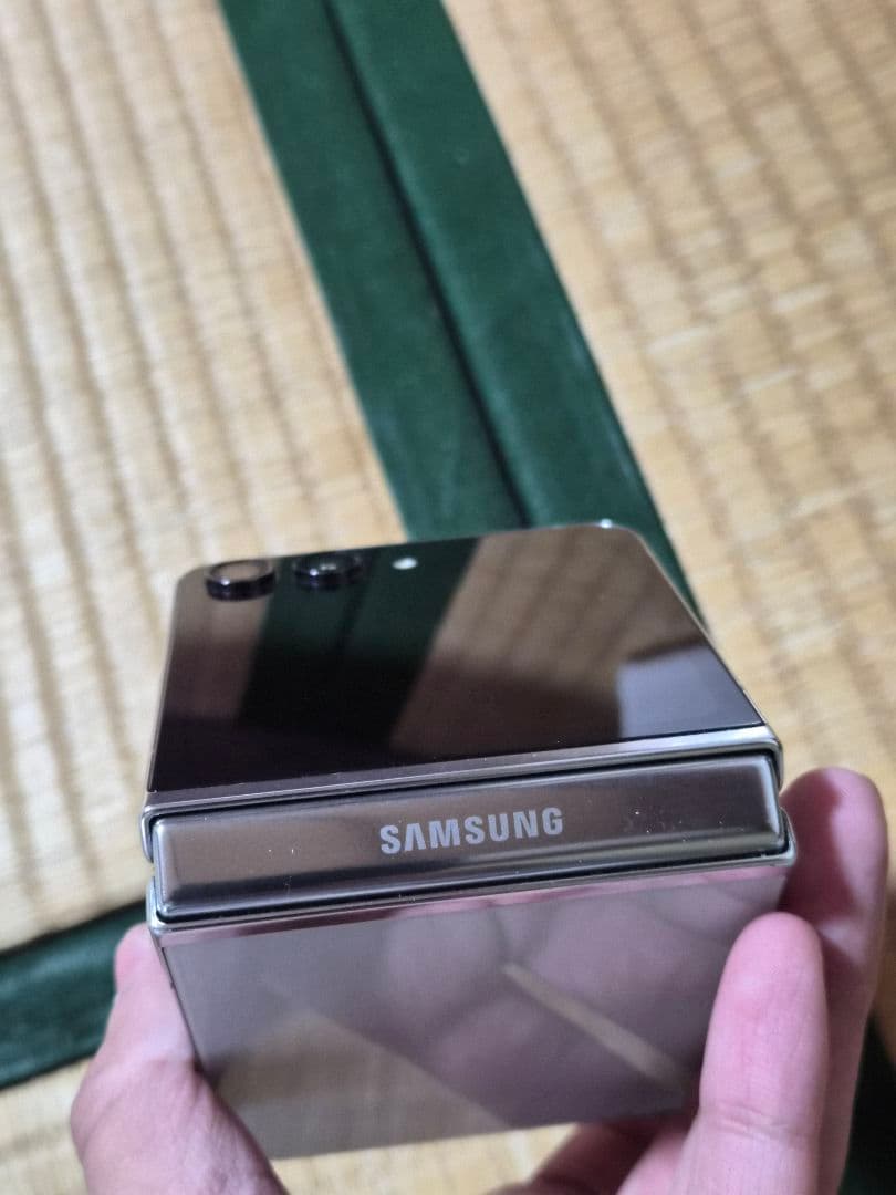 スマートフォン本体 Galaxy Z Flip5 256gb
