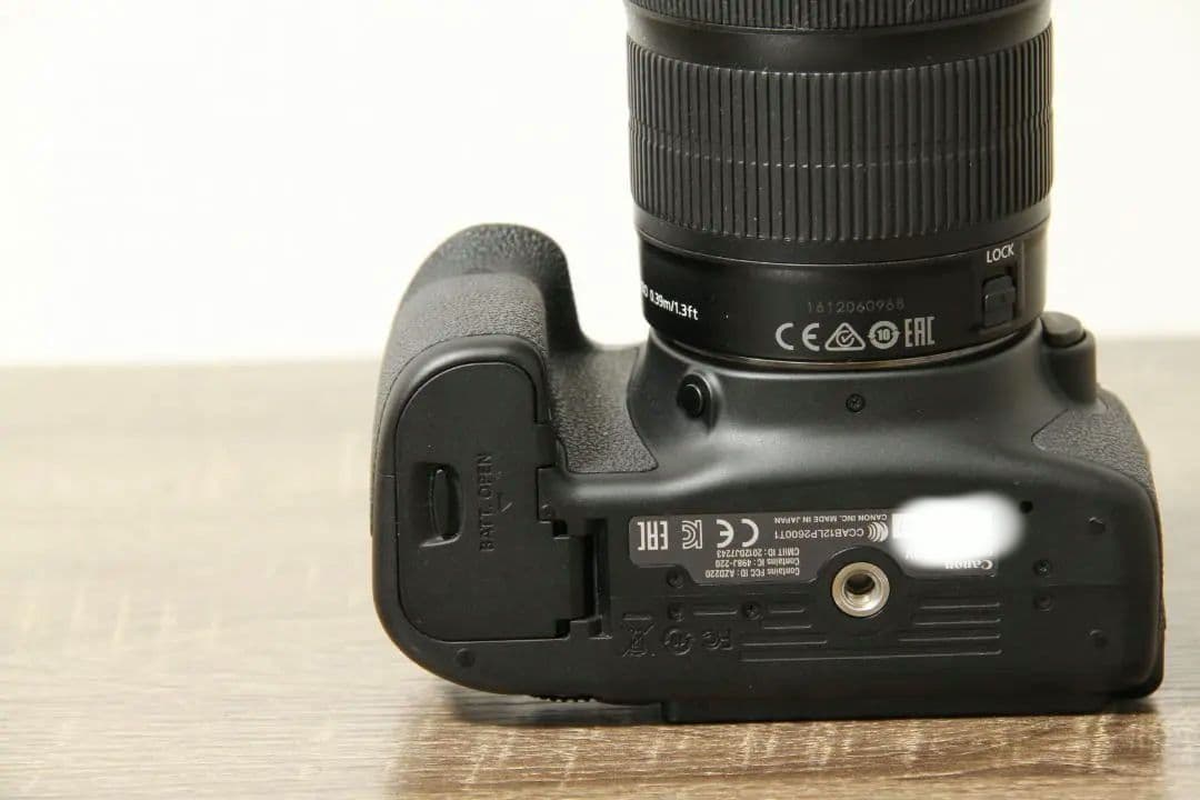 Canon EOS 70D EF-S 18-135 IS STM Kit 美品