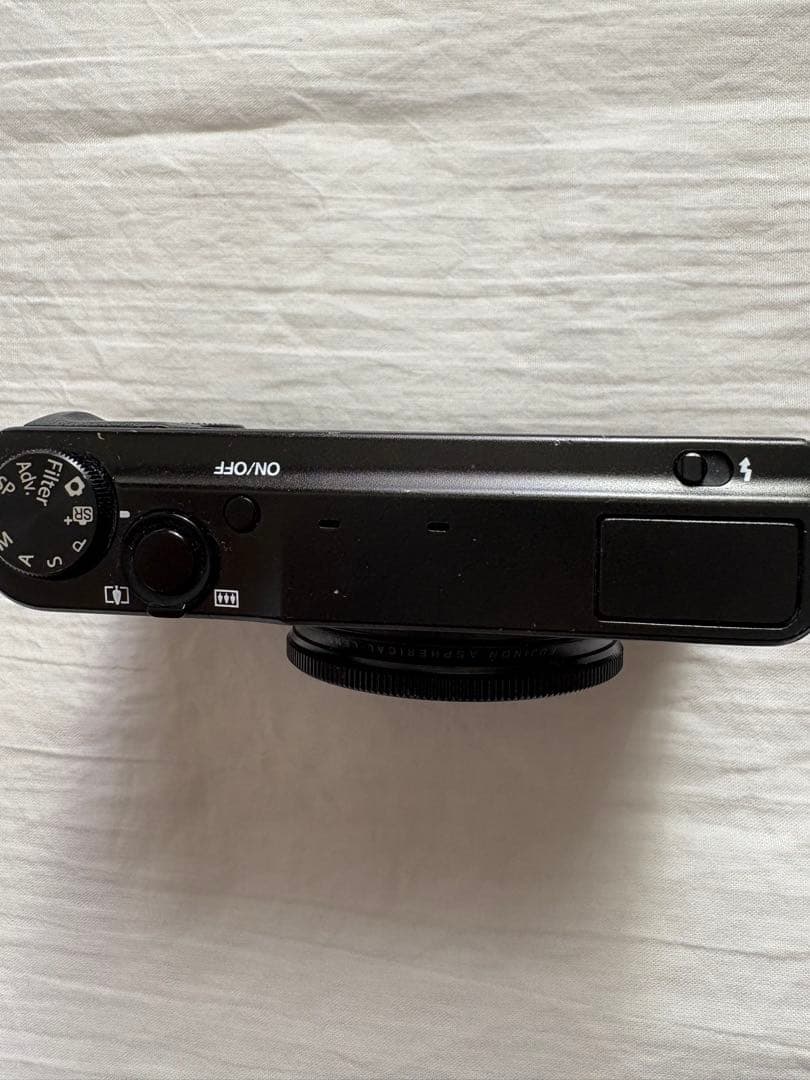 コンパクトデジカメ　fujifilm xp1 ジャンク　部品取り等にどうぞ