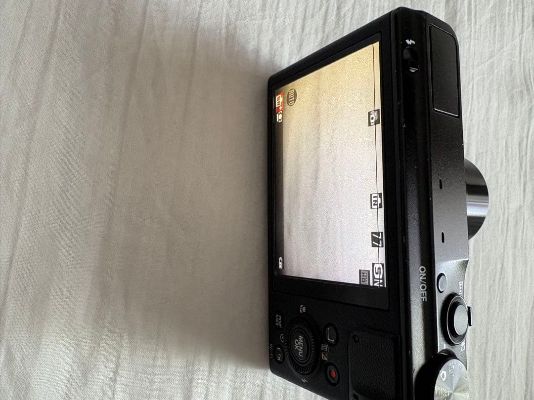 コンパクトデジカメ　fujifilm xp1 ジャンク　部品取り等にどうぞ