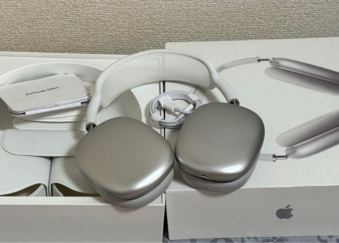 AirPods Max Silver  カテゴリ: ヘッドホン
