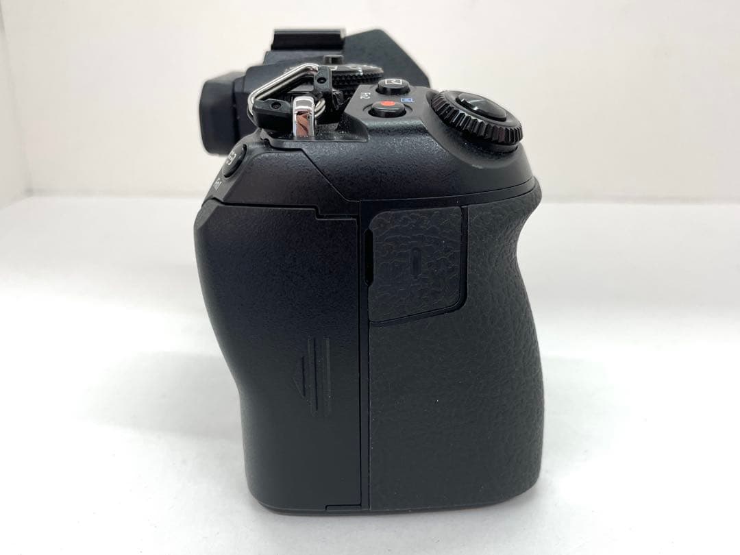 OM-D E-M1 Mark II ボディ　専用