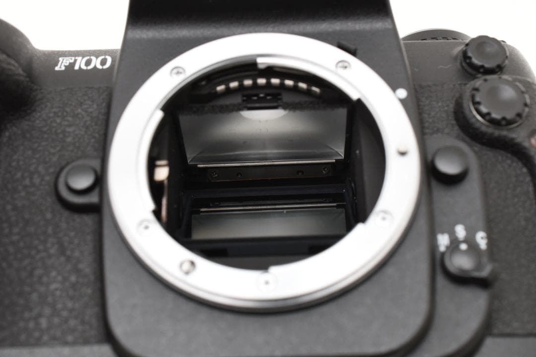 ★良品★ NIKON F100 動作確認済 ニコン