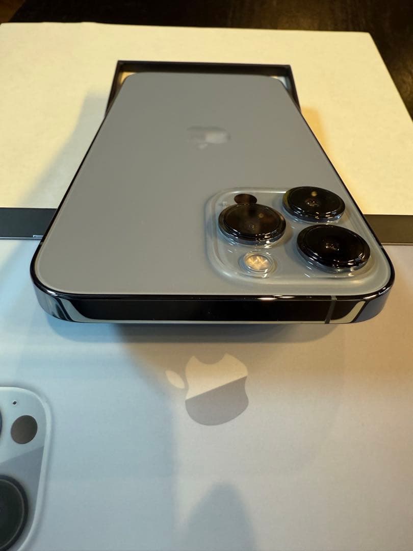 Apple iPhone 13 Pro max 本体 シエラブルー