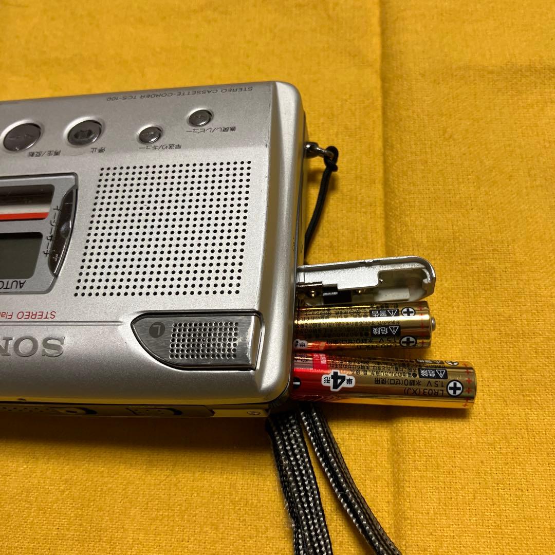 掘り出し物　SONY ステレオカセットコーダー TCS-100