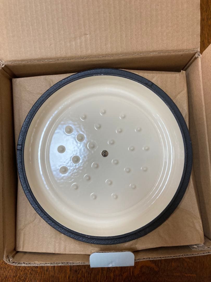 新品未使用品 BRUNO ブルーノ 鋳物ホーローポット