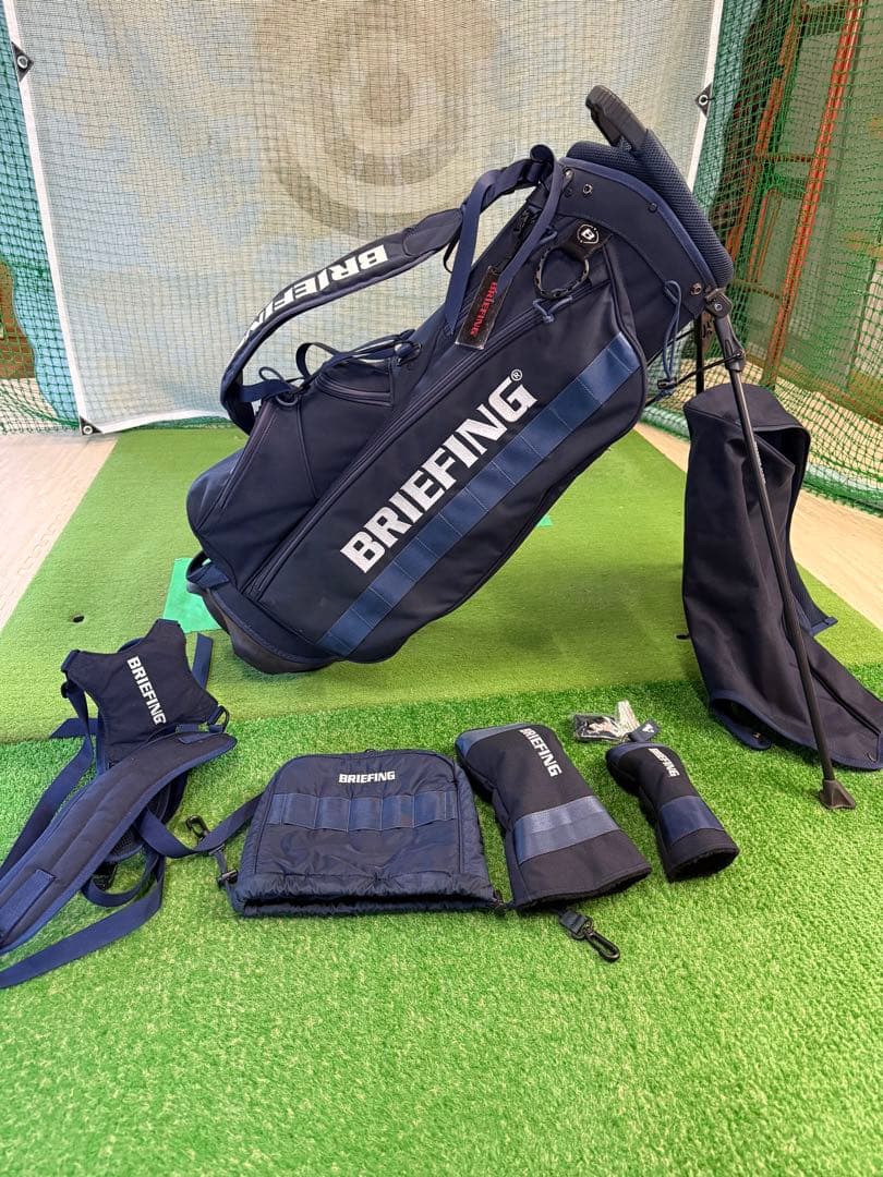 BRIEFING GOLF キャディバッグ　ヘッドカバーセット
