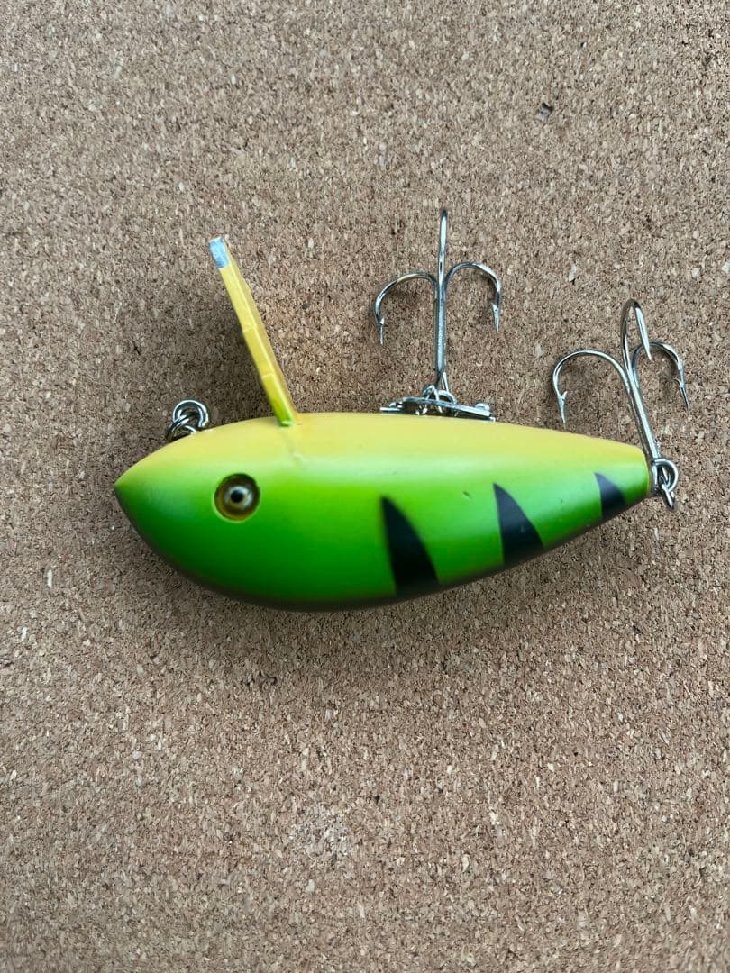 タマタマルアー　釣りタイガー