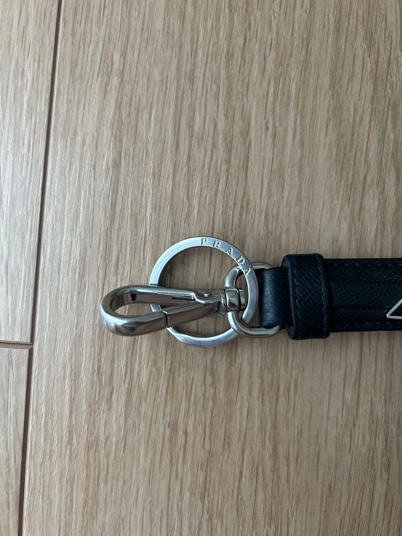 PRADA ブラック ナイロン キーホルダー