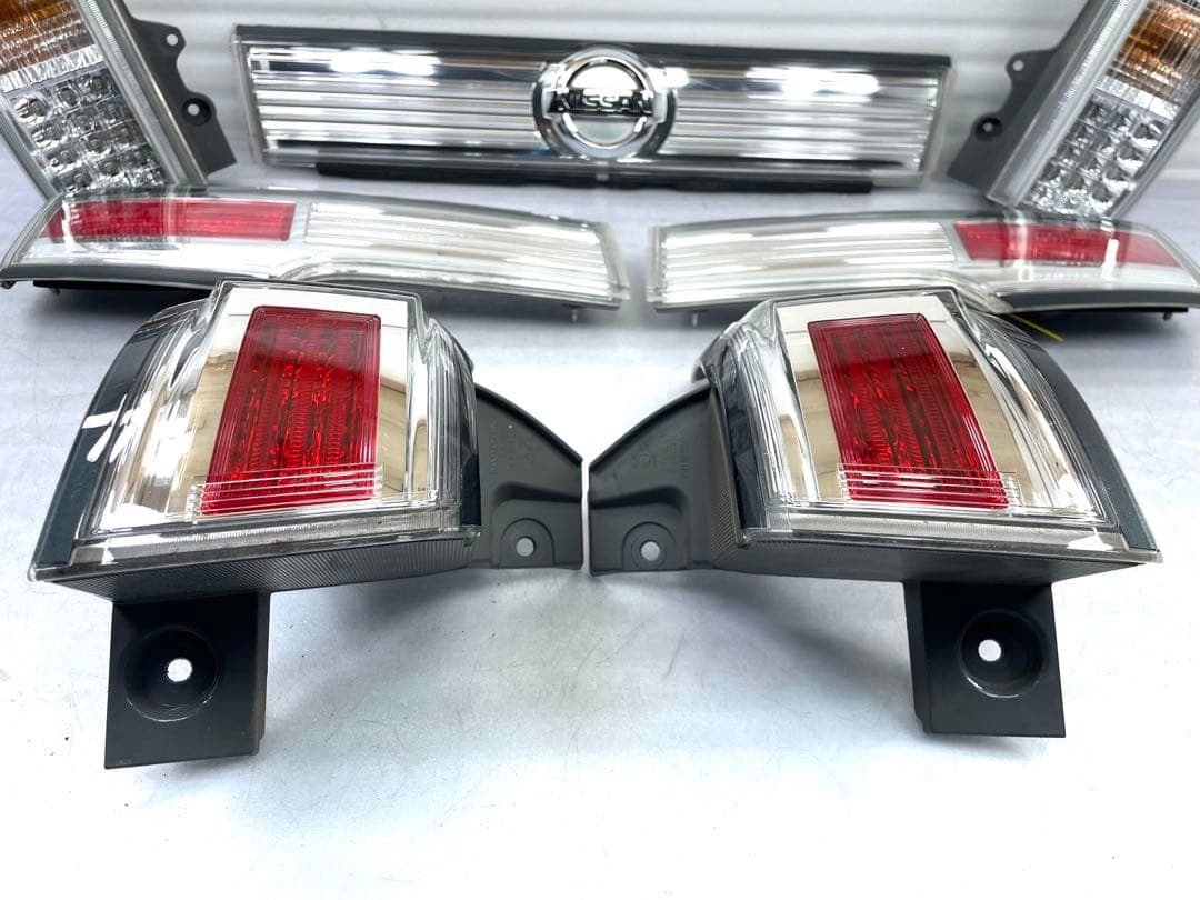 エルグランド 中期 純正 テルレンプセット STANLEY P8959